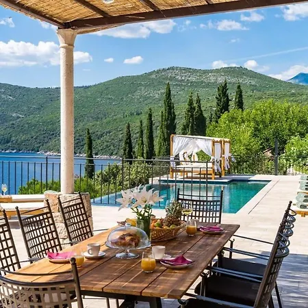 Perfect For Relaxation Located Near The Legendary Of Dubrovnik Molunat