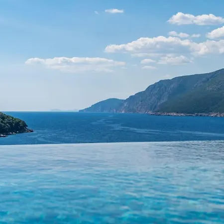 Perfect For Relaxation Located Near The Legendary Of Dubrovnik Molunat
