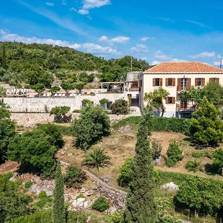 Villa Perfect For Relaxation Located Near The Legendary Of Dubrovnik Metale