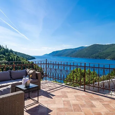 Villa Perfect For Relaxation Located Near The Legendary Of Dubrovnik