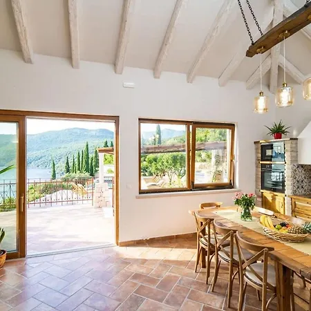 Perfect For Relaxation Located Near The Legendary Of Dubrovnik Molunat