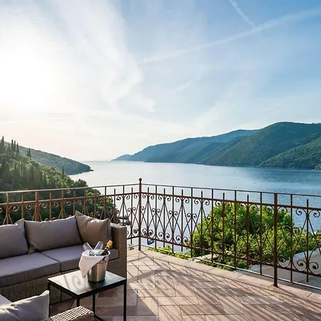 Perfect For Relaxation Located Near The Legendary Of Dubrovnik *