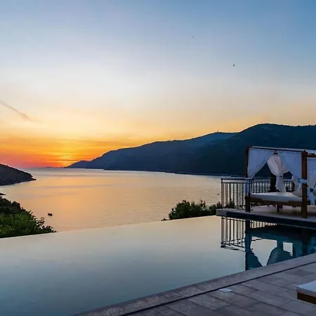 Perfect For Relaxation Located Near The Legendary Of Dubrovnik Molunat