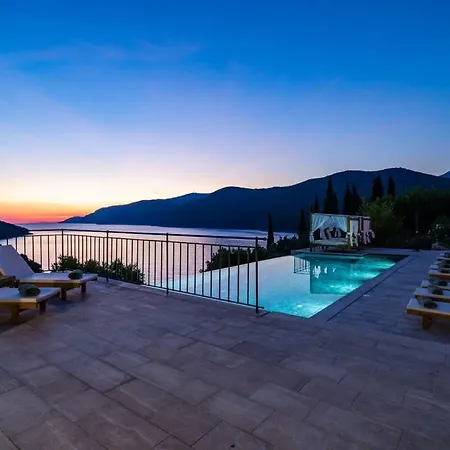 Villa Perfect For Relaxation Located Near The Legendary Of Dubrovnik Molunat